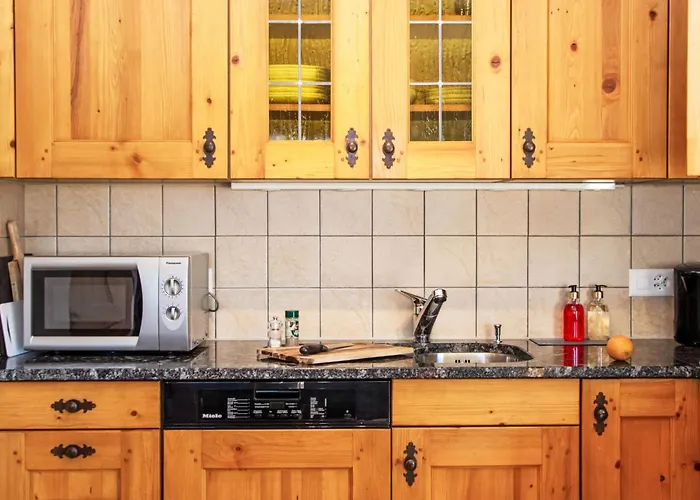 Grands Ducs 101g By Interhome *