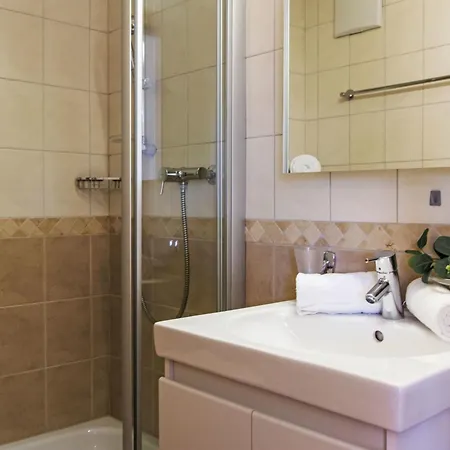 Grands Ducs 101g By Interhome * ナンダ